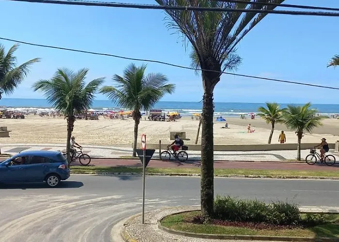 Predio Frente A Praia Ap 615